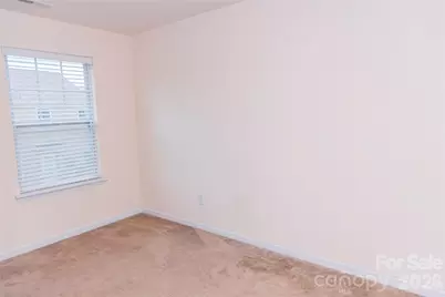 10443 Benfield Road, Charlotte, NC 28269 - Photo 4