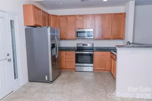 10443 Benfield Rd, Charlotte, NC 28269 - Photo 36