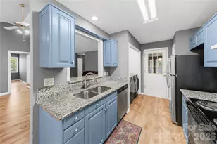 4808 Liska Ct, Charlotte, NC 28227 - Photo 10