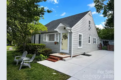 36 20th Avenue NE, Hickory, NC 28601 - Photo 1