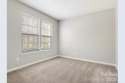 6208 Harburn Forest Drive, Charlotte, NC 28269 - Photo 20