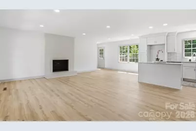 909 Evelyn Avenue, Kannapolis, NC 28083 - Photo 6