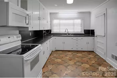 3021 Davis Park Road, Gastonia, NC 28052 - Photo 14