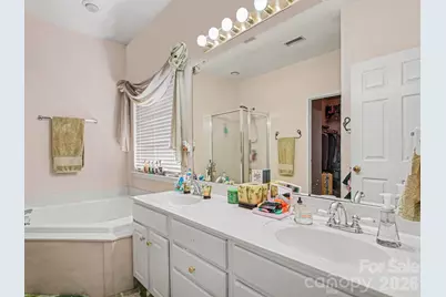 8800 Cavonnier Lane, Charlotte, NC 28216 - Photo 22