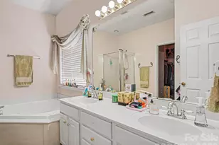 8800 Cavonnier Ln, Charlotte, NC 28216 - Photo 22