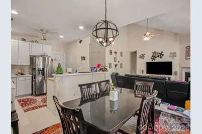 8800 Cavonnier Lane, Charlotte, NC 28216 - Photo 16