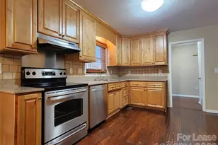 417 Wintergreen Ct, Kings Mountain, NC 28086 - Photo 4