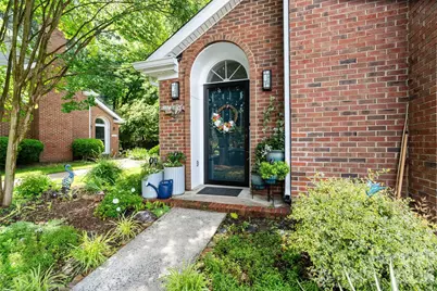 9486 Kings Falls Drive, Charlotte, NC 28210 - Photo 4