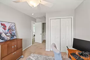 9486 Kings Falls Dr, Charlotte, NC 28210 - Photo 30