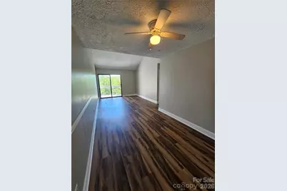 1050 21st Avenue NW #64, Hickory, NC 28601 - Photo 18
