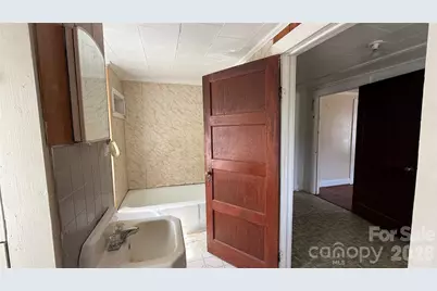 1717 Shelby Road, Kings Mountain, NC 28086 - Photo 22
