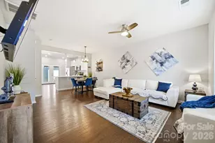 6913 Walnut Branch Ln, Charlotte, NC 28277 - Photo 2