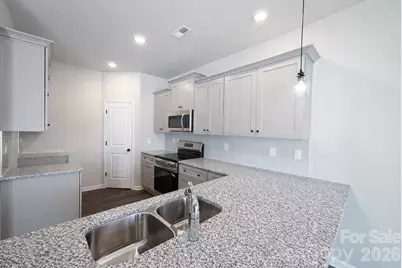4725 Muskogee Drive, Charlotte, NC 28227 - Photo 4