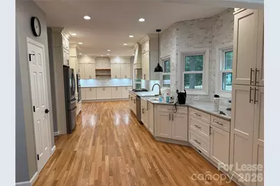 7907 Willows Pond Court, Charlotte, NC 28277 - Photo 2