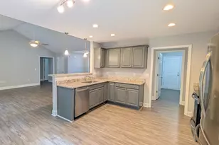 114 Brookstone Dr, Morganton, NC 28655 - Photo 4