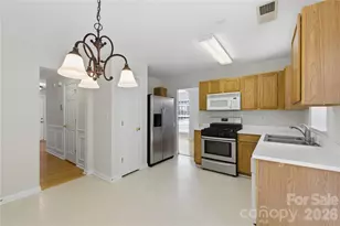 7011 Long Run Ln, Charlotte, NC 28216 - Photo 14