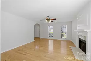 7011 Long Run Ln, Charlotte, NC 28216 - Photo 6