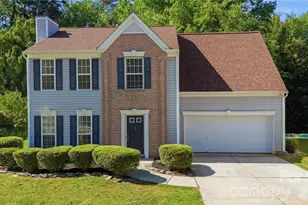 7011 Long Run Ln, Charlotte, NC 28216 - Photo 2
