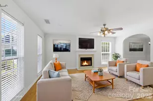 7011 Long Run Ln, Charlotte, NC 28216 - Photo 4
