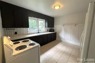 810 Mt Holly-Huntersville Rd, Charlotte, NC 28214 - Photo 4