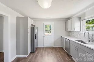 1627 Warren Ave, Gastonia, NC 28054 - Photo 6