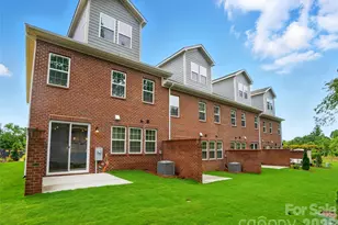 12019 Lavinia Ln, Charlotte, NC 28277 - Photo 24