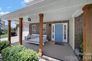 5932 Summer Fog End End, Fort Mill, SC 29708 - Photo 2