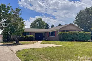 121 Icard St, Connelly Springs, NC 28612 - Photo 2