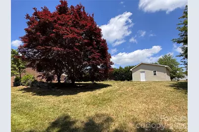 121 Icard Street, Connelly Springs, NC 28612 - Photo 6