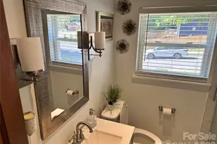 600 W Cama St, Charlotte, NC 28217 - Photo 26