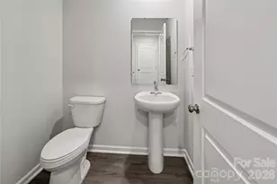 532 Bond St, Statesville, NC 28677 - Photo 8
