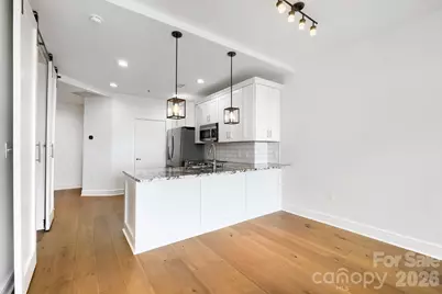 333 W Trade Street W #2002, Charlotte, NC 28202 - Photo 34