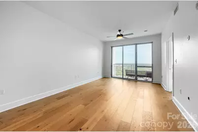 333 W Trade Street W #2002, Charlotte, NC 28202 - Photo 42