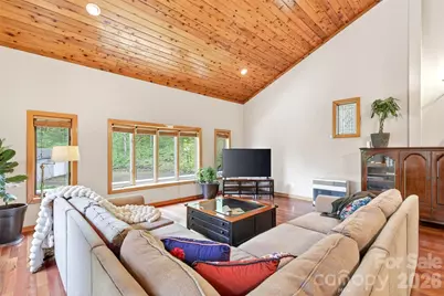 3068 S 226 Highway, Bakersville, NC 28705 - Photo 12