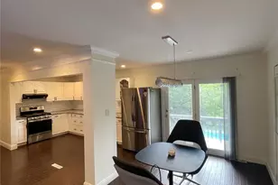 609 Glenn St, Gastonia, NC 28052 - Photo 8