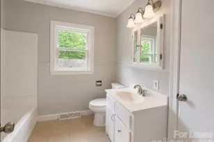 800 Mt Holly-Huntersville Rd, Charlotte, NC 28214 - Photo 20
