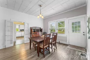 137 12th St NW, Hickory, NC 28601 - Photo 10