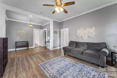 137 12th Street NW, Hickory, NC 28601 - Photo 8