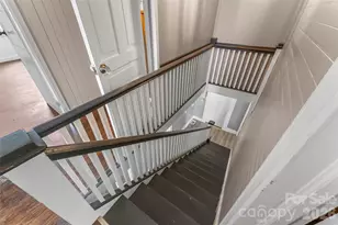 137 12th St NW, Hickory, NC 28601 - Photo 22