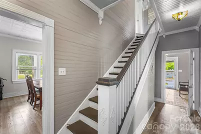 137 12th Street NW, Hickory, NC 28601 - Photo 18
