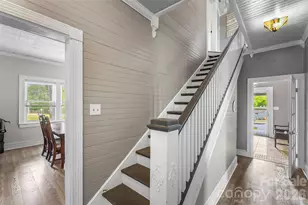 137 12th St NW, Hickory, NC 28601 - Photo 18
