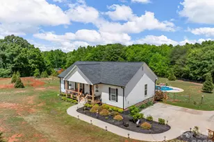 1076 McSwain Rd, Chesnee, SC 29323 - Photo 2
