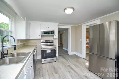 730 W Oakwood Avenue, Albemarle, NC 28001 - Photo 14
