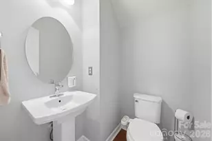 14009 Mallard Lake Rd, Charlotte, NC 28262 - Photo 26