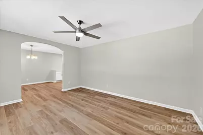 6018 Donegal Drive, Charlotte, NC 28212 - Photo 10