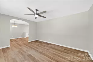 6018 Donegal Dr, Charlotte, NC 28212 - Photo 10