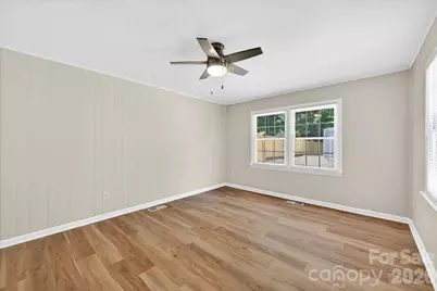 6018 Donegal Drive, Charlotte, NC 28212 - Photo 32