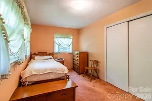 3004 Kanuga Rd, Hendersonville, NC 28739 - Photo 16