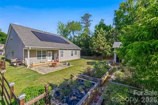578 Daventry Ct, Clover, SC 29710 - Photo 2