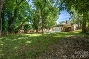 911 E Woodlawn Rd, Charlotte, NC 28209 - Photo 46
